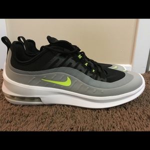 Men’s Nike air max sneakers